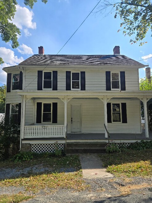 Building Photo - 630 Old Waynesboro Rd