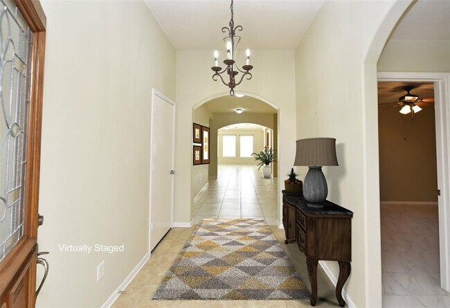 Building Photo - 18135 Timber Crossing Ln
