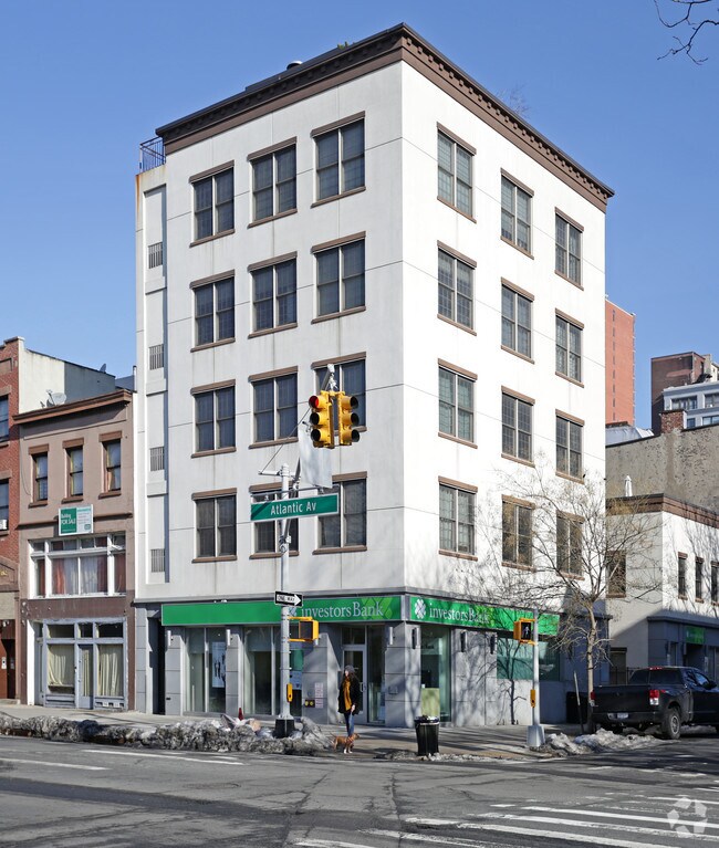 Primary Photo - 399 Atlantic Ave