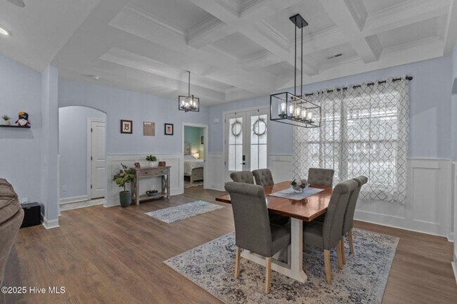 Foto del edificio - Welcome to this stunning 4-bedroom, 3.5-ba...