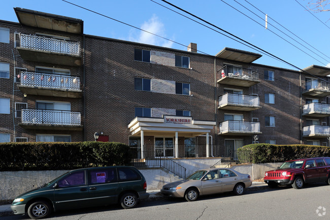 Building Photo - Yorkshire Apartments