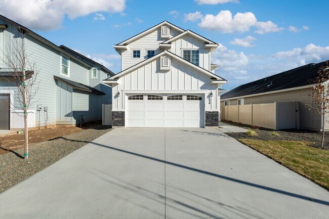 Foto del edificio - Central 4 bedroom 2.5 bathroom house
