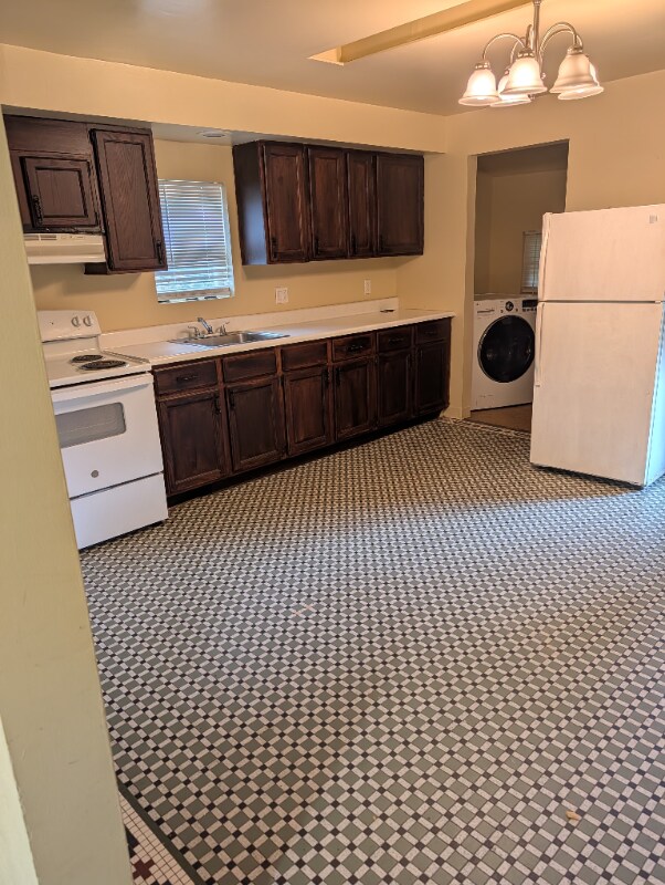 Foto del edificio - 518 N Main Ave