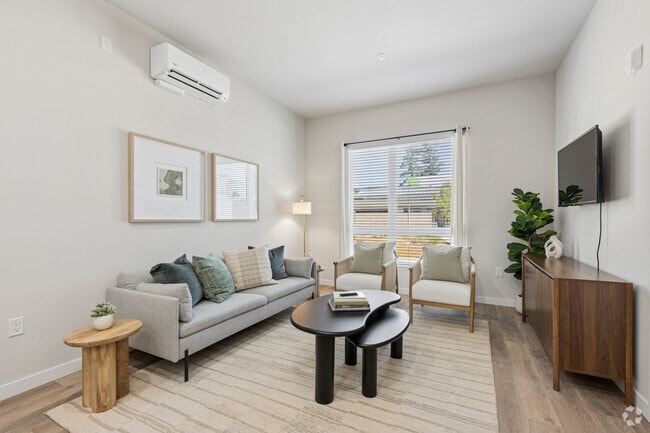 Interior Photo - The Grove at Woodlake
