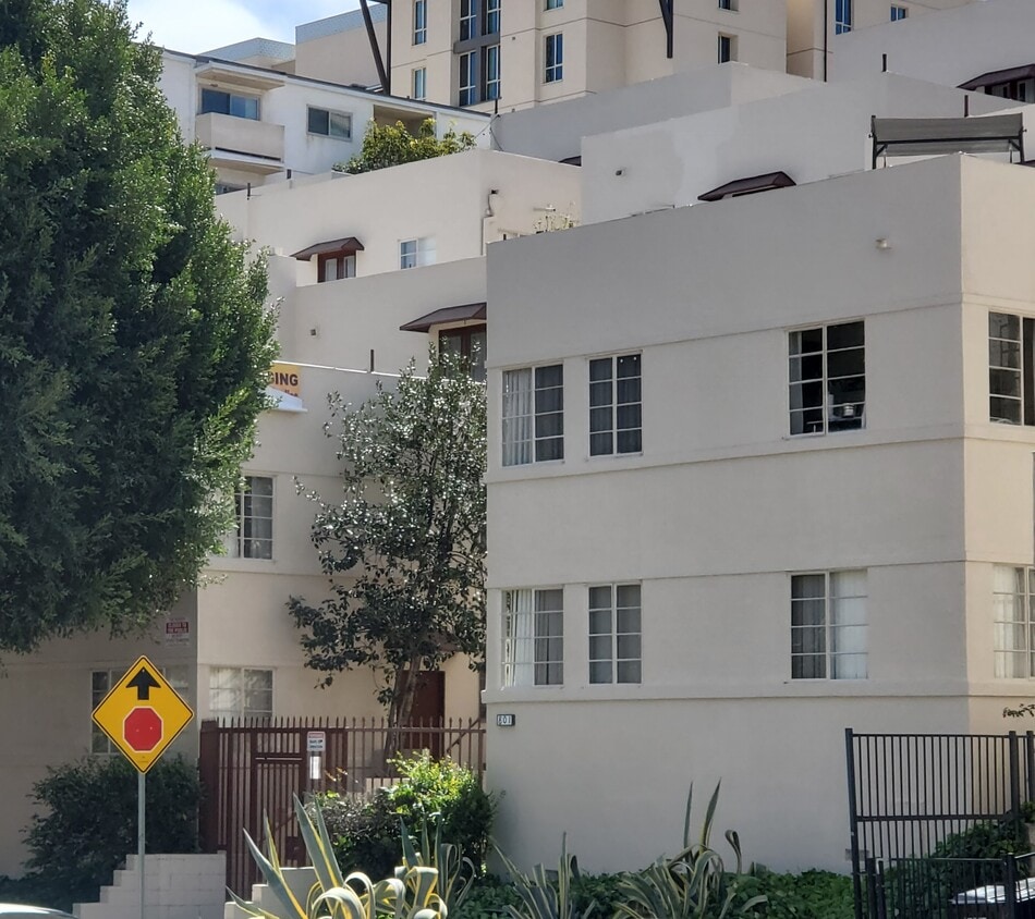 Westwood Apartments, Inc Apartments in Los Angeles, CA