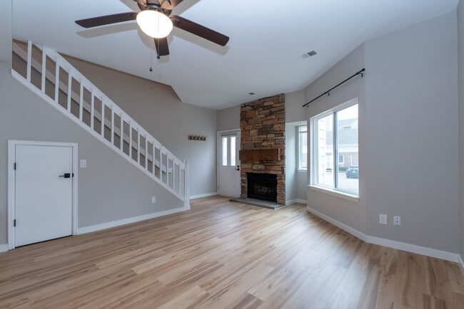 Foto del edificio - Spacious 2-Bed, 3-Bath Condo Retreat in Arvada - 1,220 Sq. Ft. of Comfort!