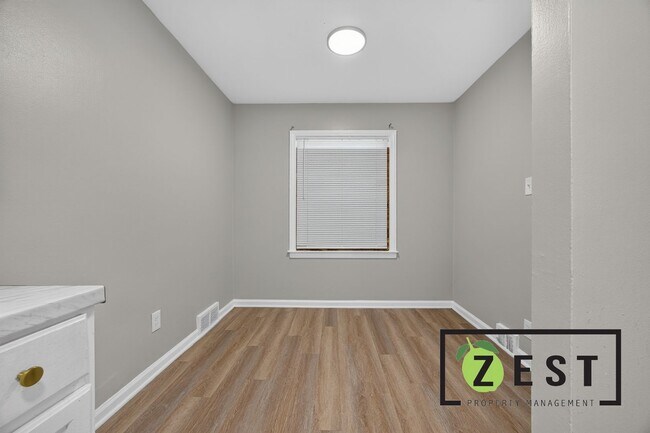 Building Photo - 18226 Kentfield St