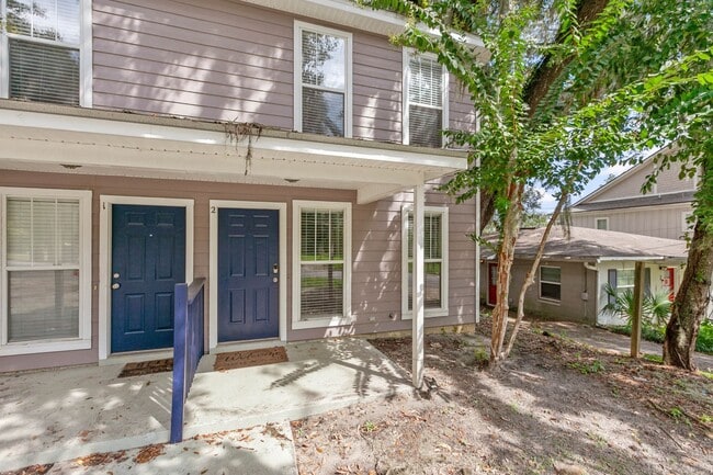 Photo - 1235 N Bronough St Apartment