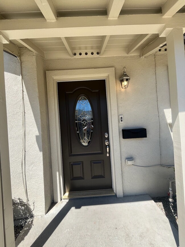 Foto del edificio - 3 bed/2 bath remodeled home in Tracy