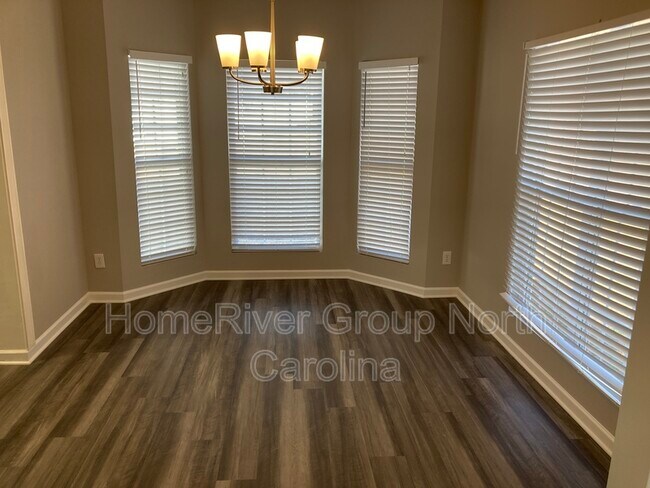 Building Photo - 1623 Haversham Park Dr