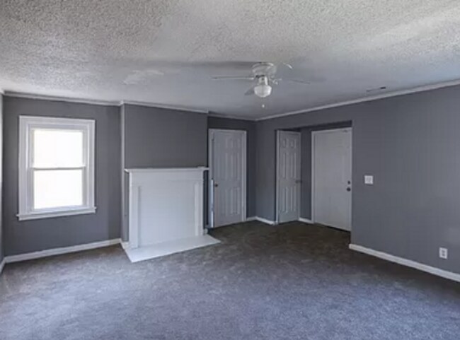 Building Photo - 2 bed, 2 bath in Fulton county!