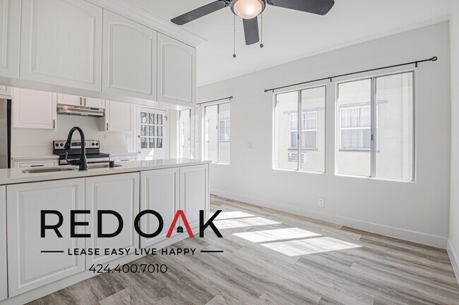 Foto del edificio - 441 Hayworth Ave