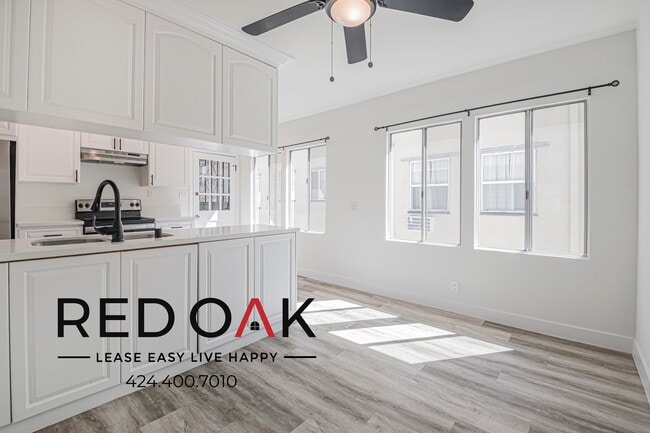 Building Photo - 441 Hayworth Ave