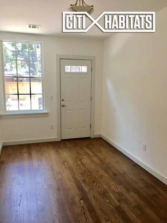 Foto del edificio - 214 7th St