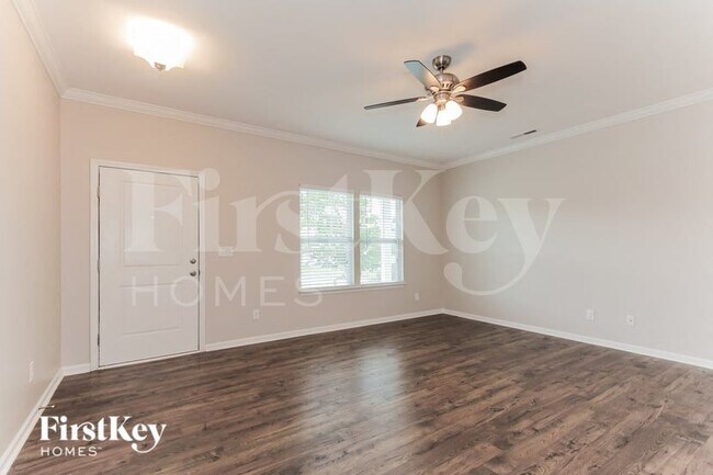 Building Photo - 3815 Streamside Dr