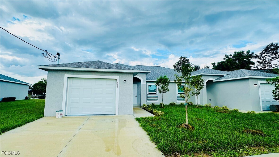 Foto principal - 509 SE 4th Terrace