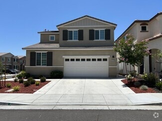 Building Photo - 36469 Shine Dr