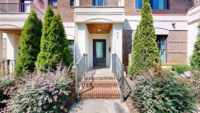 Foto del edificio - 617 W Worthington Ave