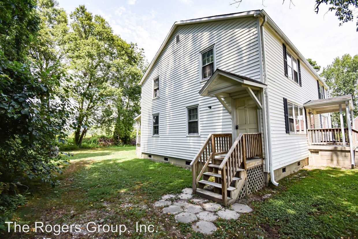 38103812 Raleigh Rd, Henderson, NC 27537 Room for Rent in Henderson