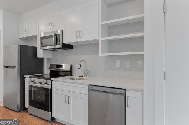 Foto del edificio - 456 Flat Shoals Ave SE