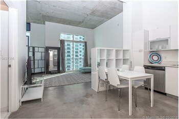 Foto del edificio - 234 NE 3rd St