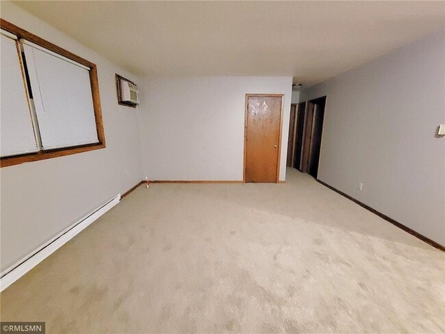 Foto del edificio - 710 Hillcrest St