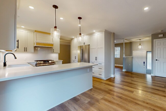 Foto del edificio - 4638 El Dorado Rd