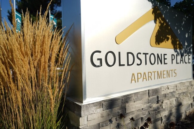 ¡Bienvenido a casa! - Goldstone Place Apartments