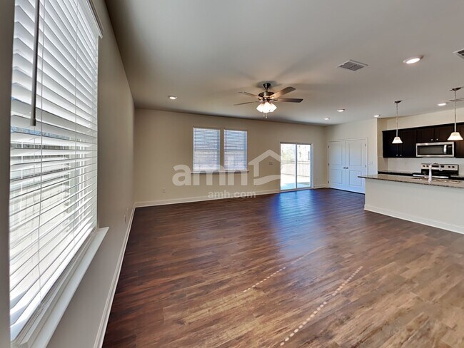 Foto del edificio - 593 Smt Vw Ln