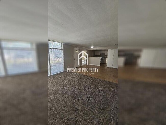 Building Photo - 8319 Woodhurst Dr