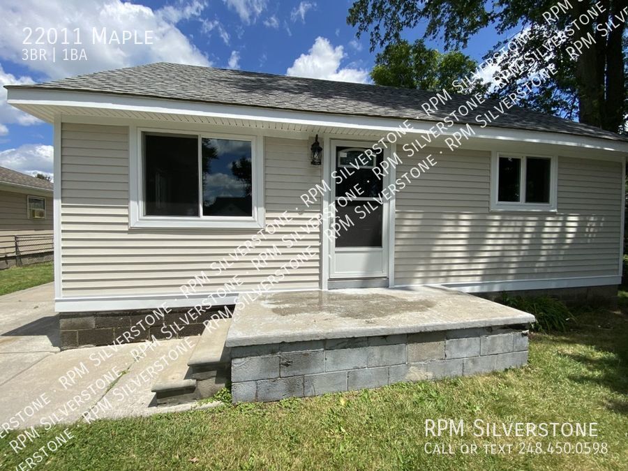Foto principal - Completely Renovated 3-bedroom ranch!