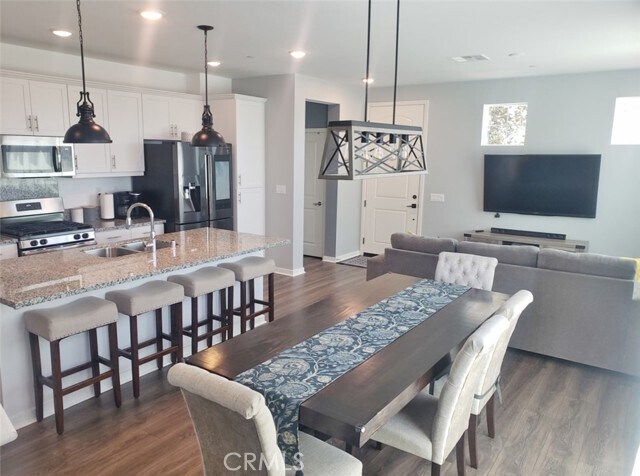 Building Photo - 27436 Clarise Ln