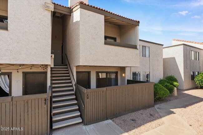 Building Photo - 2938 N 61st Pl