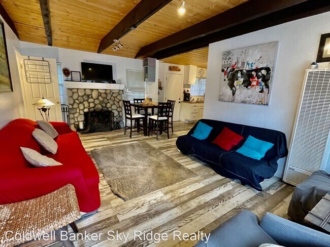 Building Photo - 2 br, 2 bath House - 828 Aeroplane
