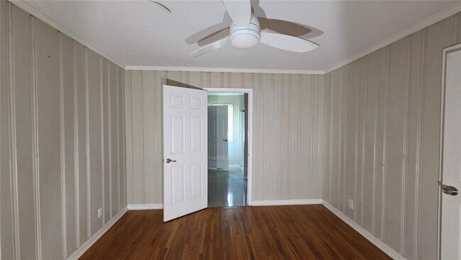 Foto del edificio - 136 Hillsdale Dr SE