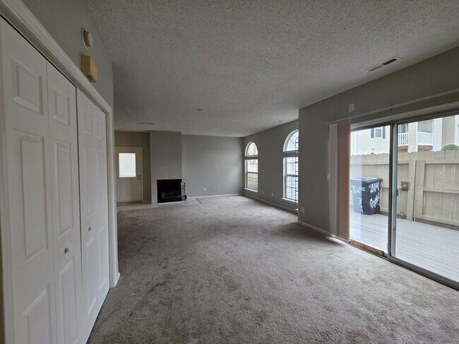 Foto del edificio - 814 Gable Way