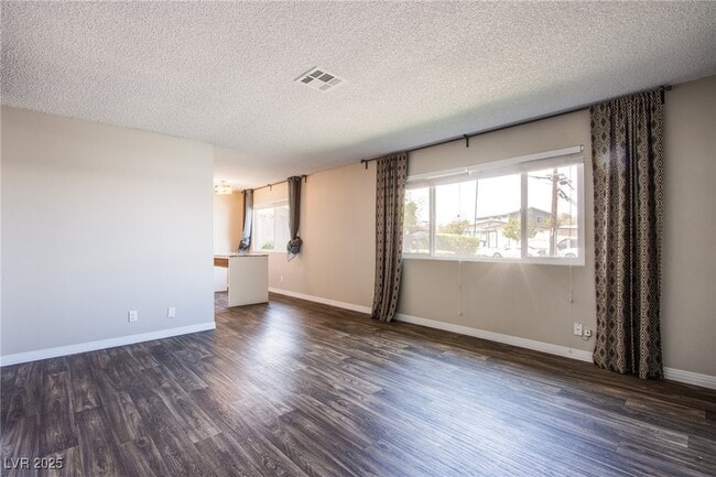 Foto del edificio - 5009 Evergreen Ave