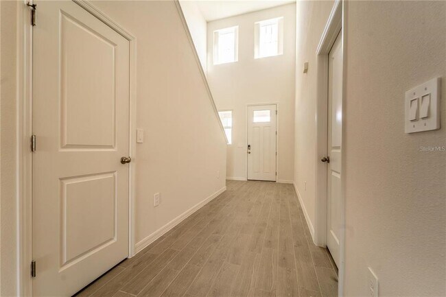Foto del edificio - 2531 Linda Knl Ln