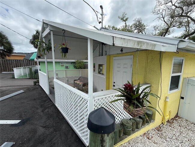 Foto del edificio - 870 S McCall Rd