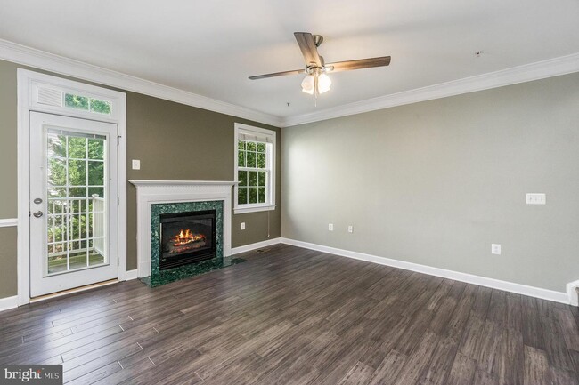 Building Photo - 13570 Davinci Ln