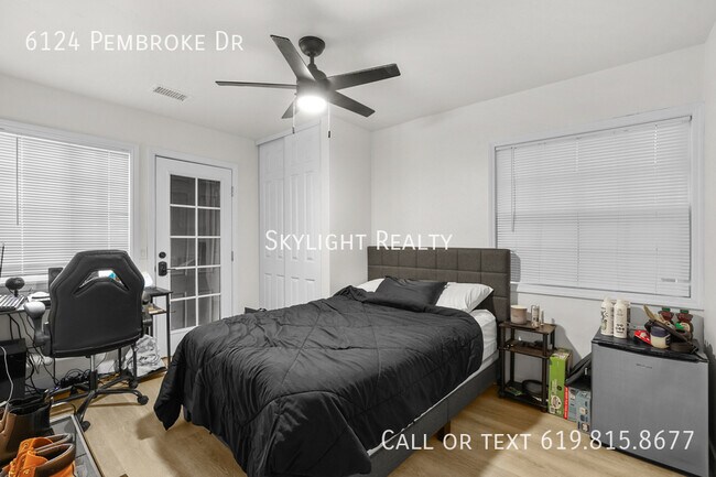 Foto del edificio - 6124 Pembroke Dr