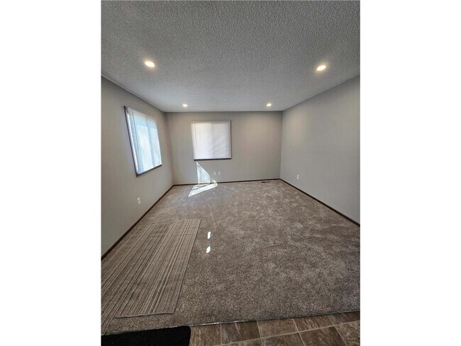 Foto del edificio - 6662 84th Ct N