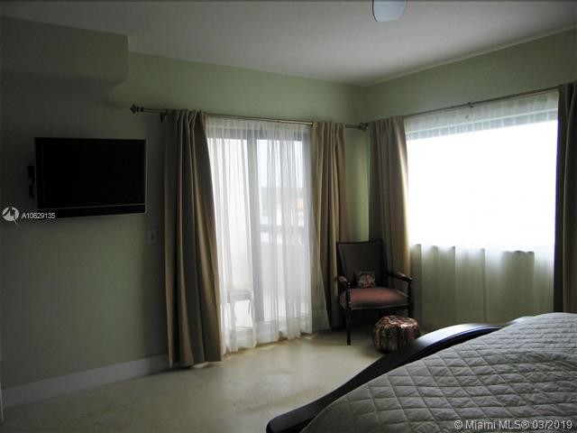 Foto del edificio - 431 Poinciana Island Dr