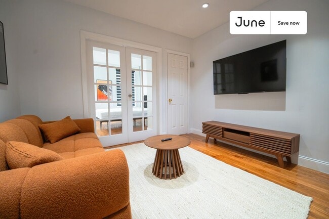 Photo - 715 East 5th Street Apartment