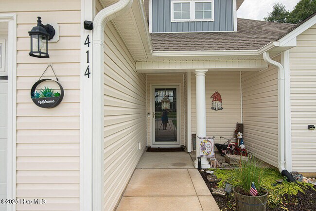 Foto del edificio - 414 Amethyst Ct