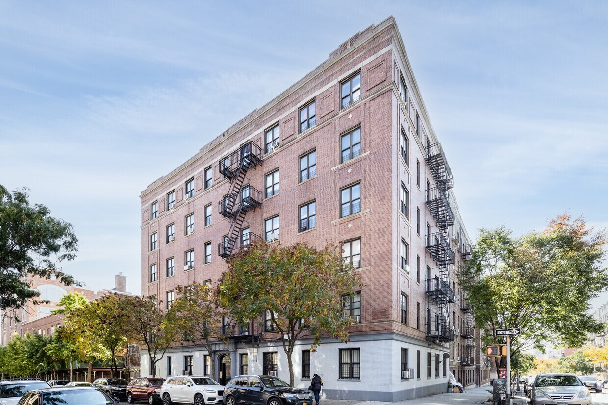 Primary Photo - 534-540 W 189th St