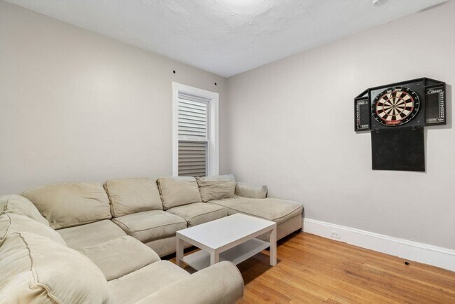 Foto del edificio - 635 Dorchester Ave