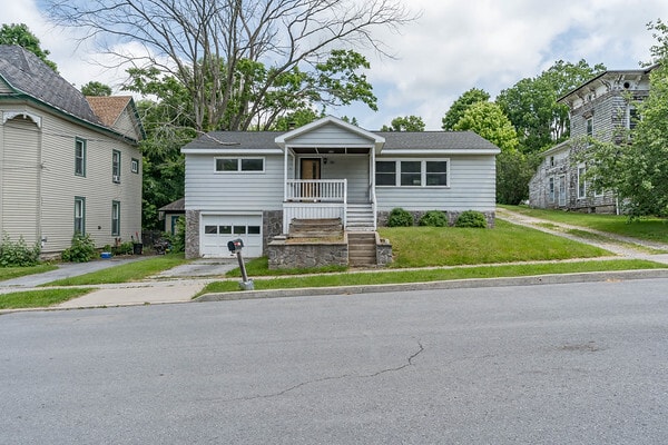 Foto del edificio - 110 Main St