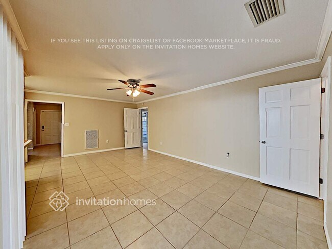 Foto del edificio - 4407 Orangewood Loop E