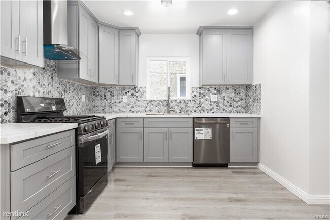 Building Photo - 3 br, 2 bath House - 14808 Kingsdale Ave